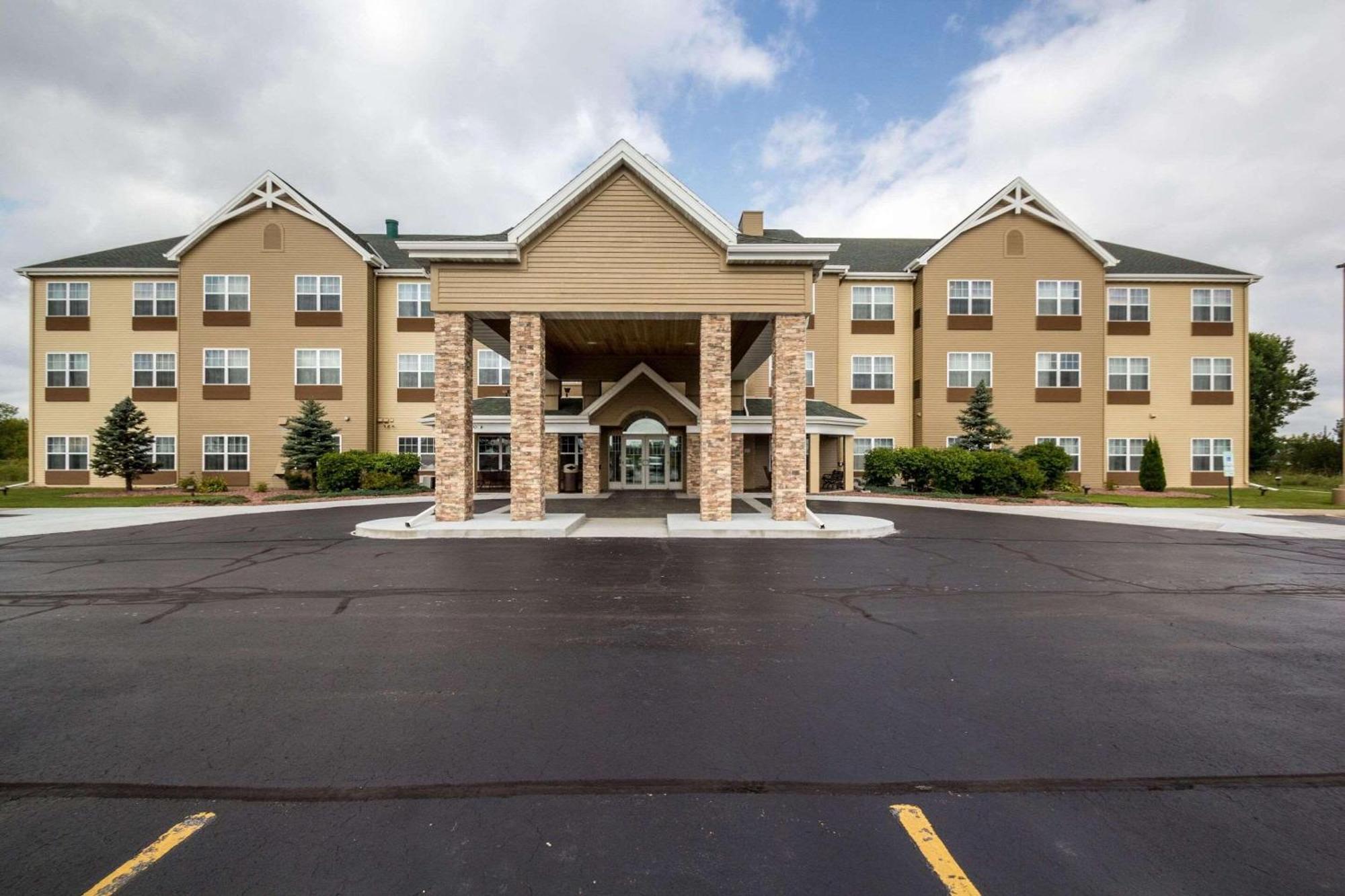 Country Inn & Suites By Radisson, Fond Du Lac, Wi מראה חיצוני תמונה